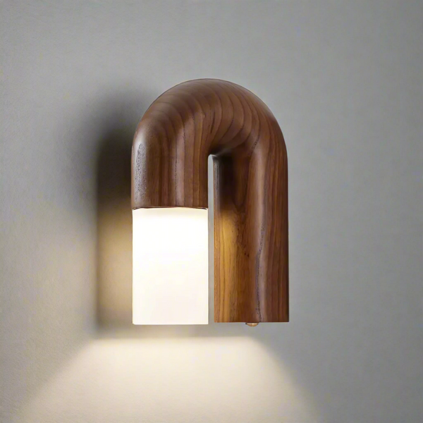 Arcus Wood Vegglampe i tre